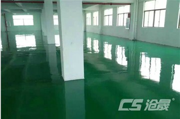 廈門滄晟環(huán)氧地坪,環(huán)氧樹脂地坪脫色的原因何在？
